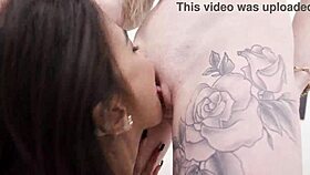 Hot sluts Kelly Oliveira and Baby Kxtten share intense assfucking with double penetration