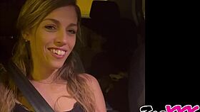 follando en el coche con un desconocido?