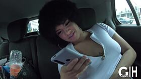 queria minha amiga aqui no carro comigo