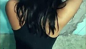 These passionate amateur couple has intense wall sex