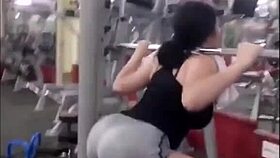 I admire the thai beauty in the bath