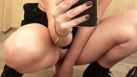 dude, caught jerking off in the dressing room, wanna see?