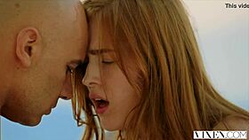 विक्सन सबसे खूबसूरत रेड हेड जिसे आपने कभी देखा!