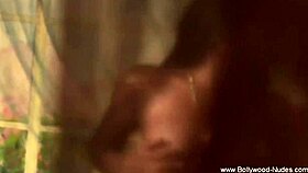 Indian princess dances nude, teasing desires
