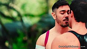 Straight men gamers try gay sex after their avatars hooked up