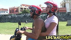 Juliana The Pool Cleaner With Big Ass Nalgas Grandes