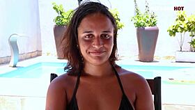 Entrevista com a novinha safada do momento