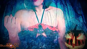 Ghostly ghoulfriend gives jerk off instructions in halloween costume