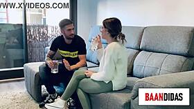 Fan conoce a chica en tinder se la coje