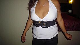 peruvian amateur bent over in doggystyle with condom to not impregnate again 😏