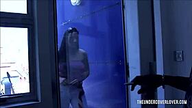 Helping the busty MILF neighbor with her pussy 😏