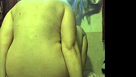 Luna enjoys turning you on by masturbating for you