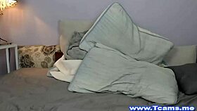 Pretty Blonde Tranny Plays Her Cock So Well