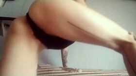 beg u to stretch my asshole