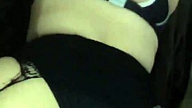 Con la jefa de mi amigo oscar en rica lenceria, ¿te excita?