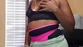 naejaye says, 'watch me twerk this ass and grind my pussy on the pole'