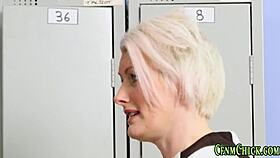 blonde bombshell gives classy handjob in high definition