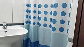 i fuckd my best frend's girlfriend the way she lovs it