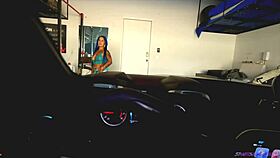 greedy spanish latina babe previews gym session