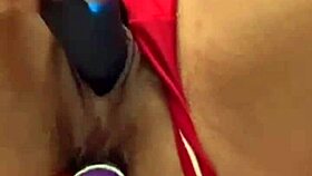 Greluda Gostosa Enjoys Sensual Lesbian Play