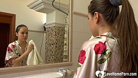 yo, watch my brunette girlfriend shave pits and pussy! 😍