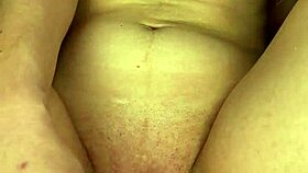 Watch this real amateur babe masturbating her pussy up close