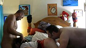 Homemade Threesome With Nerdy Girl Sucking And Doggy Fucking.