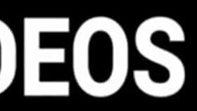 entrei no box do banheiro do metro o macho olhou e disse que queria meu cu