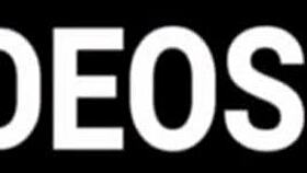 entrei no box do banheiro do metro o macho olhou e disse que queria meu cu