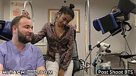 freshman miss mars orgasms from doctor tampa's vibrator