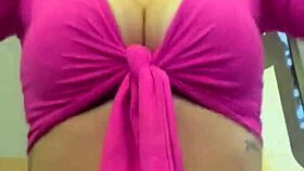 eu toda molhadinha na academia minha bucetinha encharcada