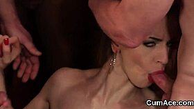 Hot Stunner Swallows Jizz Load After Facial Cum