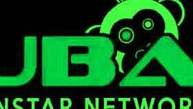 Slim Chiseled Alix Lynx Worships Her Own Pussy Nude