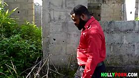 krissyjoh fucks lucy in bush 😈