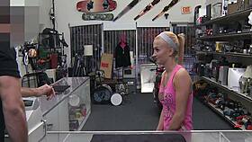 Slut Craves Cock In Amateur Hardcore Fuck