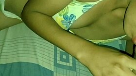 Latina gem picks up a fan and he cums inside her pussy 😏