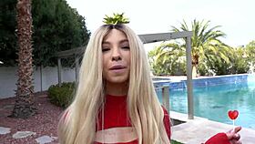 Babe Spreads Ass in Doggystyle for Warm Anal Creampie!