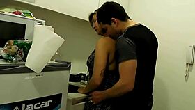 Found A Hot Milf At My Friend's House For Deepthroat And Blowjob