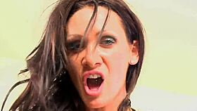 does this euro babe love sucking and fucking bbc?