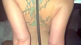 My boyfriend makes me cum while watching porn, riding his big ass