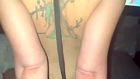 My boyfriend makes me cum while watching porn, riding his big ass