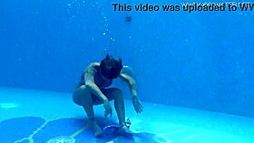 yo, canadian milf heidi van horny is just too hot by the pool