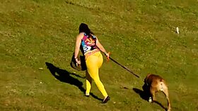 my aunt sammi’s see-through yoga pants drive me wild