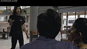 dos feos pelean por una yegua pero terminan dándose amor entre ellos. el fisting anal y la pasión gay dominan la escena.