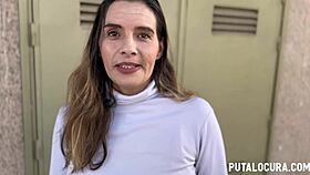 wanna see a hot milf creampied outdoors by snake?