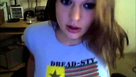 Huge Natural Tits Teen 18+ Brunette Spreads Pussy Wide on Live Cam