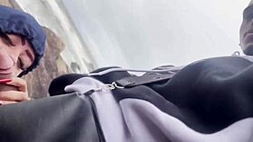 Novinha rabuda pega no flagra na praia