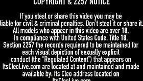 i'm webcam queen cleo, teasing with big tits