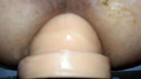 i'm watchin this mov wit toys n dildo, but uh, it's kinda messed up.