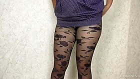 i feel the teen step sister in pantyhose thighjob